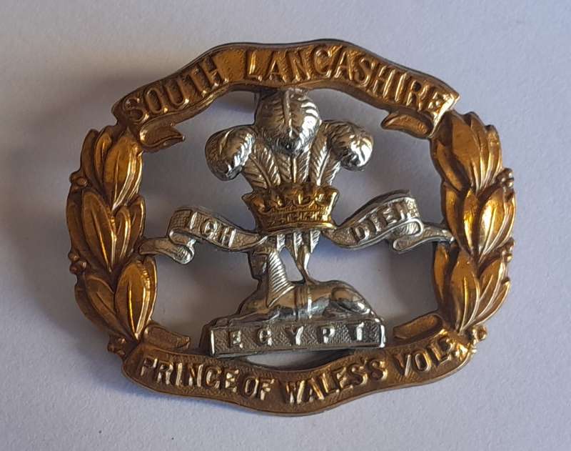Early South Lancashire Regiment Cap Badge.  No Lugs.