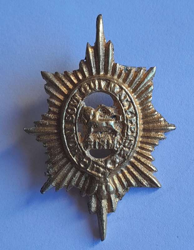 Early Worcester Regiment Badge. No Slider.