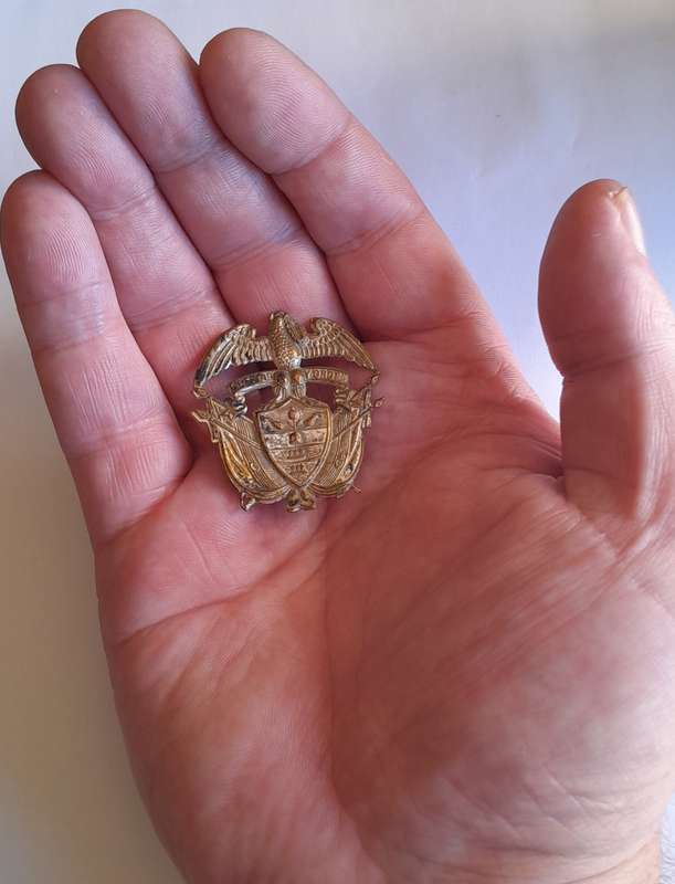 Columbian Military Badge.  No Lugs.
