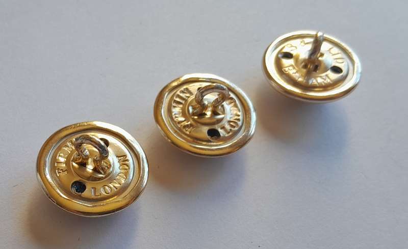 3 x Royal Scots Dress Buttons.