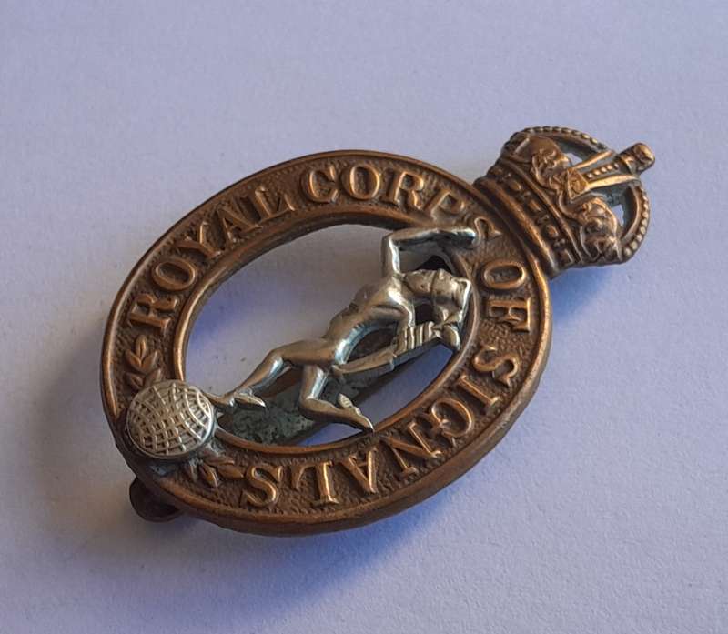 WW2 British Army Royal Corps of Signals Cap Badge.  Slider Intact.