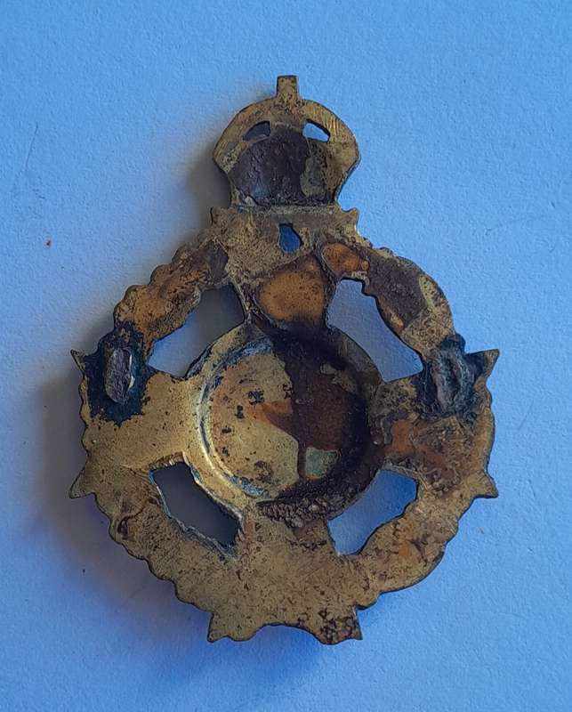Royal Army Chaplain's Department Badge.  No Lugs.
