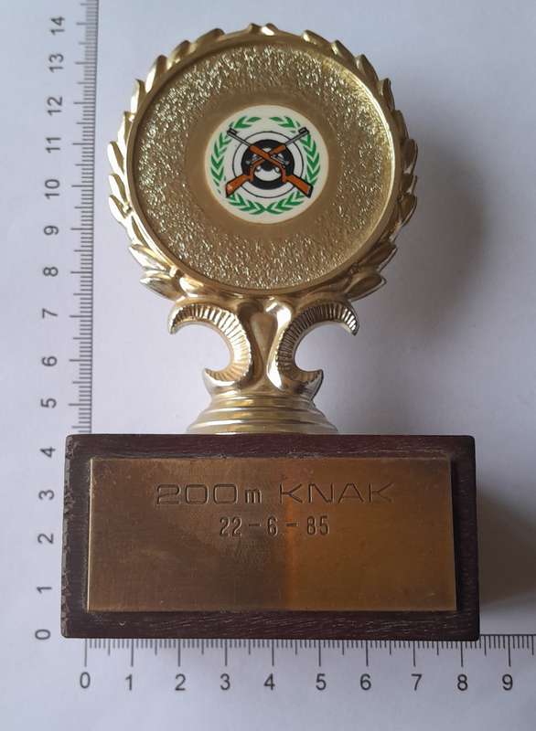 1985 SA Service Shooting Trophy.