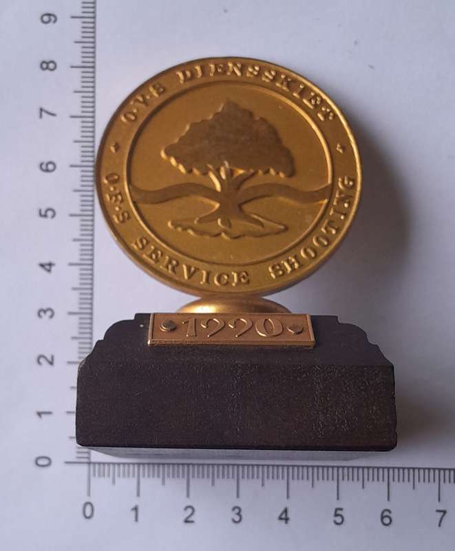 1990 O.F.S / O.V.S Service Shooting / Diens Skiet Medal Trophy.