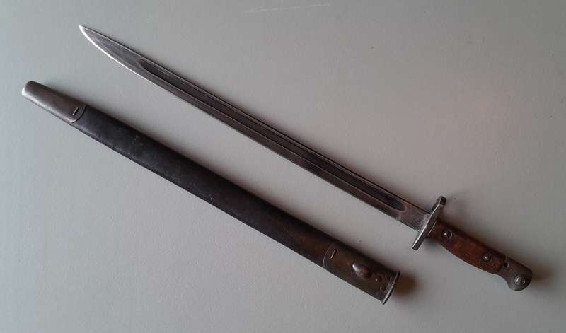 S.A. Police Issue WW1 1907 Pattern Sanderson Sword Bayonet With Scabbard.