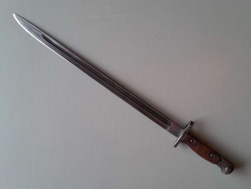 S.A. Police Issue WW1 1907 Pattern Sanderson Sword Bayonet With Scabbard.