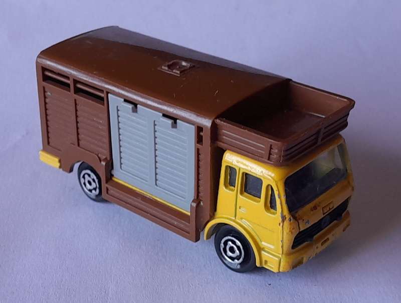 1980's Majorette Die Cast Mercedes Benz Cattle Truck.  Opening Side Ramp.