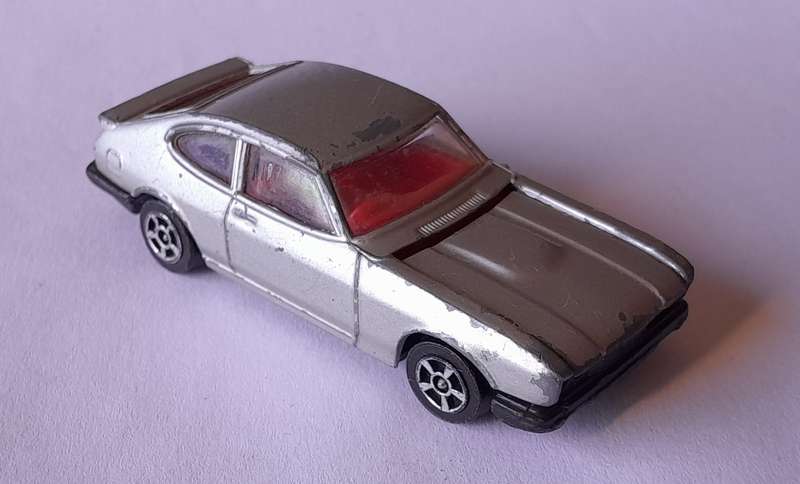 1980's Corgi Die Cast Ford Capri 3.0 S.  Opening Bonnet.