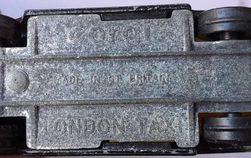 1970's Corgi Die Cast London Taxi.  Opening Doors.