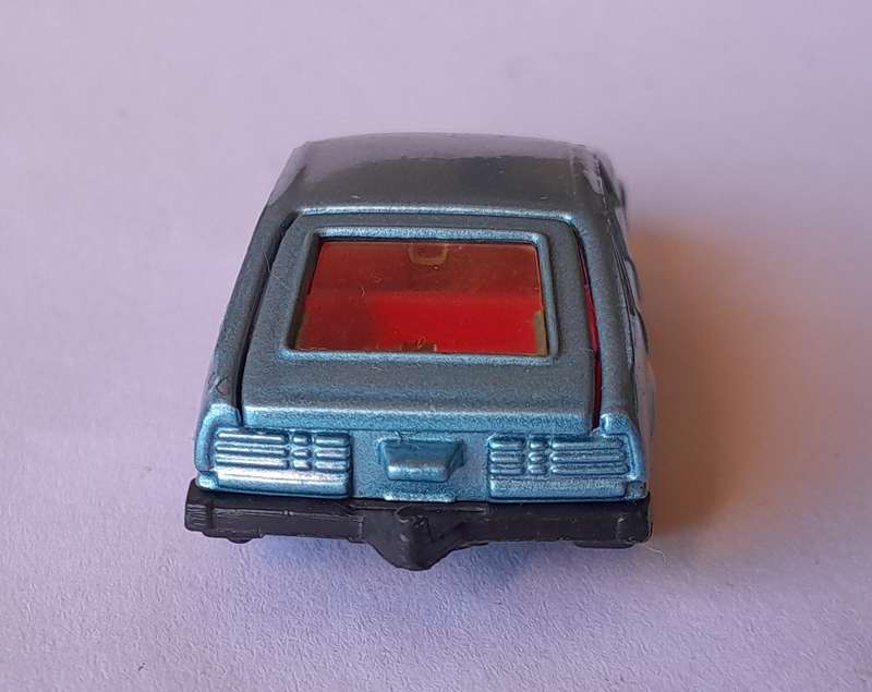 1970's Corgi Die Cast Rover 3500.  Opening Boot.  Red Interior. Excellent Condition.