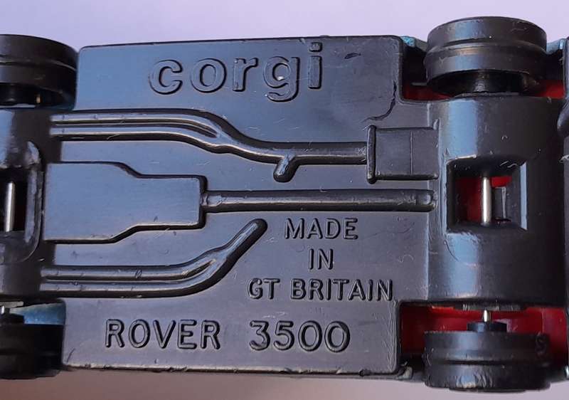 1970's Corgi Die Cast Rover 3500.  Opening Boot.  Red Interior. Excellent Condition.