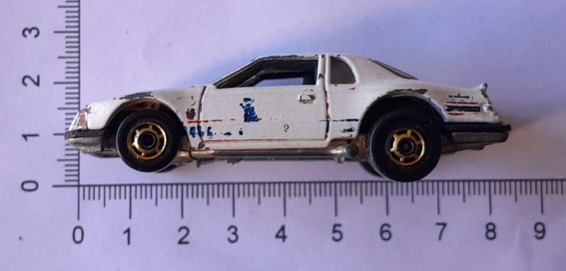 1983 Hot Wheels Die Cast Ford Thunderbird "Stocker".