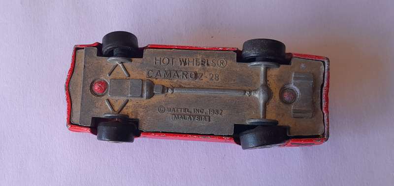 1982 Hot Wheels Die Cast Chevrolet Camaro Z-28.