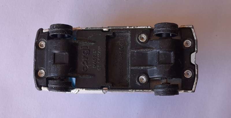 1980's Corgi Ford Transit Wrecker (for spares and repairs).