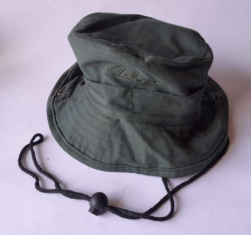 Vintage Army Style "Challenger" Bush Hat (Boshoed).  Unused.  Large.
