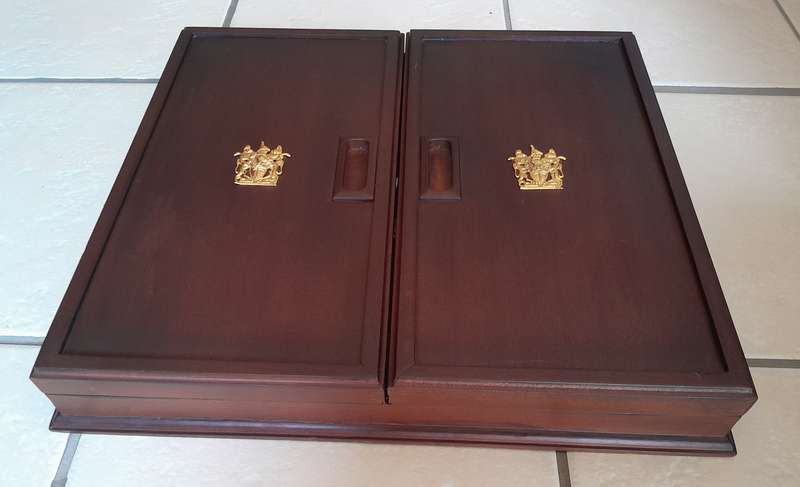 Rhodesian Army Collector's Badge Set in Cabinet.  Ltd Edition. No. 469/1000.
