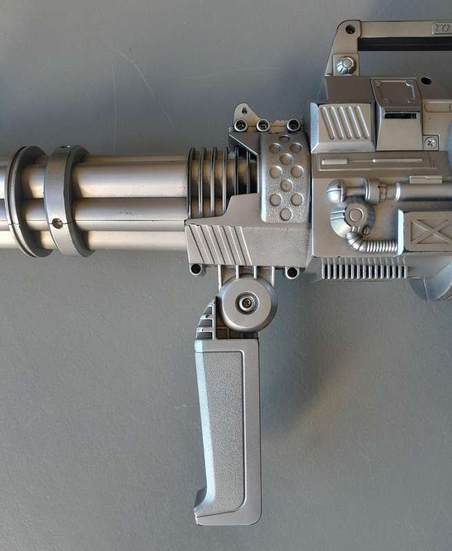 Vintage Tootsietoy  F/X Devastator Doom Electronic Chain Gun.  51cm.  Untested.