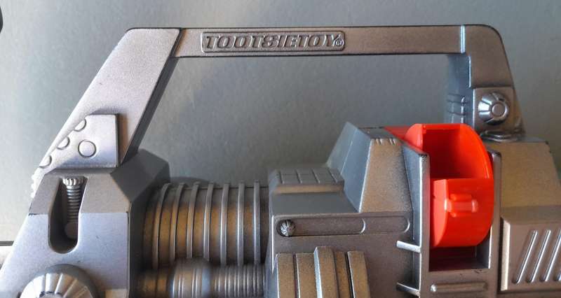 Vintage Tootsietoy  F/X Devastator Doom Electronic Chain Gun.  51cm.  Untested.