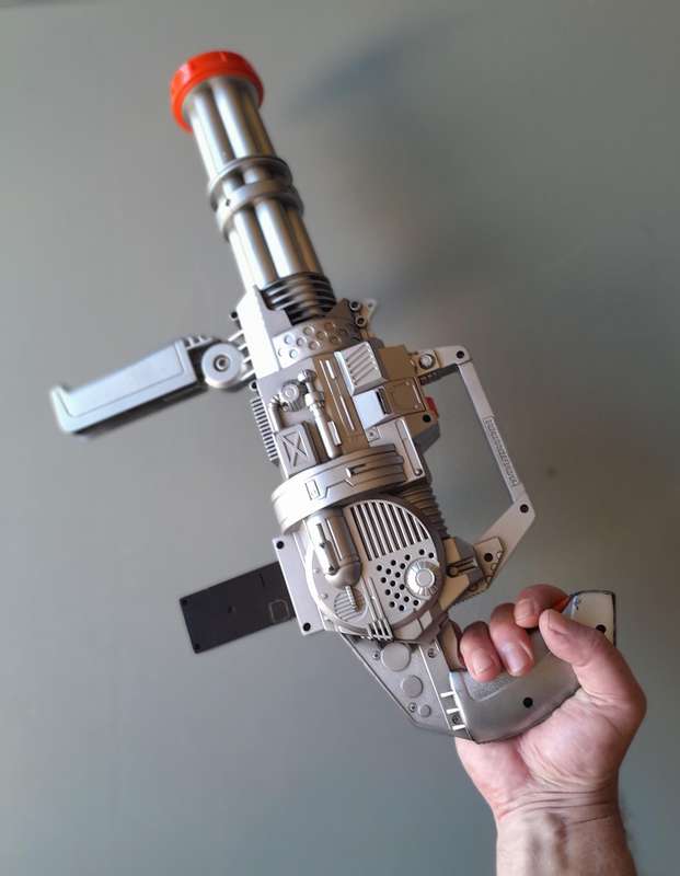 Vintage Tootsietoy  F/X Devastator Doom Electronic Chain Gun.  51cm.  Untested.