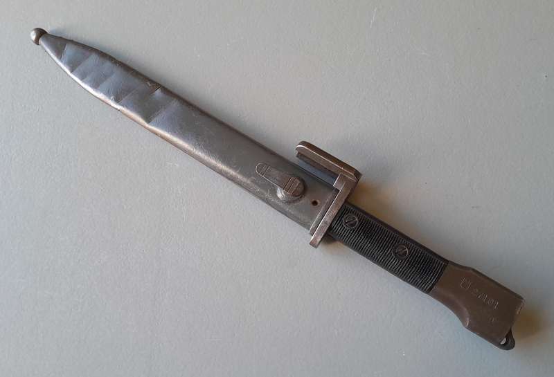 SADF / SAP M1 FN-FAL Type-A Knife Bayonet with Metal Scabbard.  No. 27101.