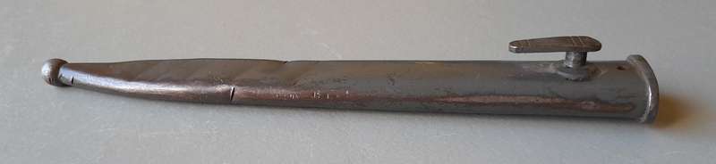 SADF / SAP M1 FN-FAL Type-A Knife Bayonet with Metal Scabbard.  No. 27101.