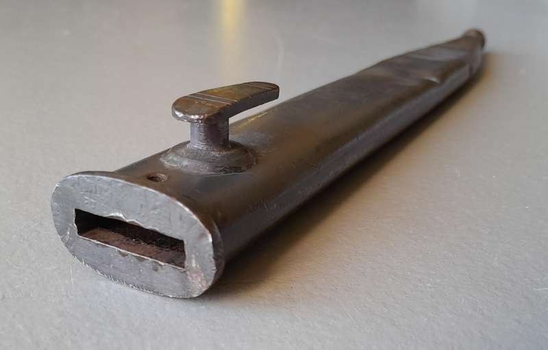 SADF / SAP M1 FN-FAL Type-A Knife Bayonet with Metal Scabbard.  No. 27101.
