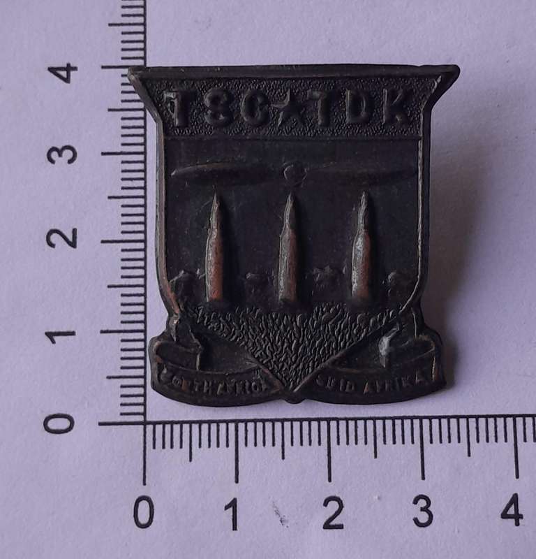 WW2 SA Army 1940 - 1942 Technical Services Corps Badge.  1 Lug Intact.