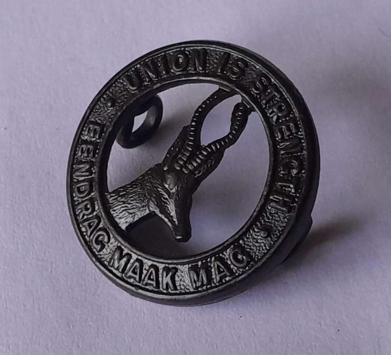 WW2 SA Infantry Collar Badge.  Lugs Intact.