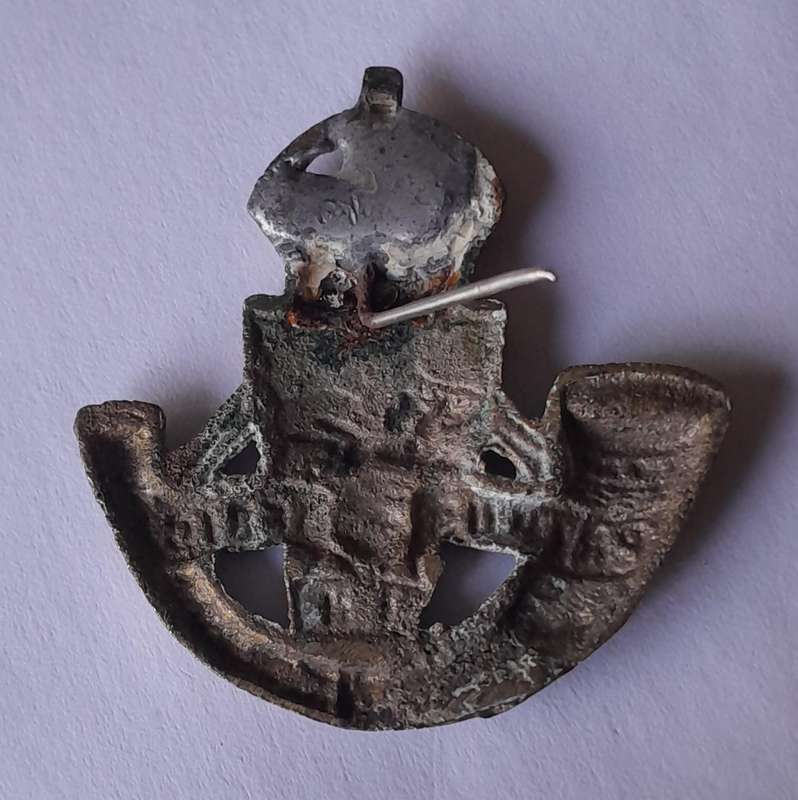 Early SA Army Durban Light Infantry Badge.  Replaced Pin.