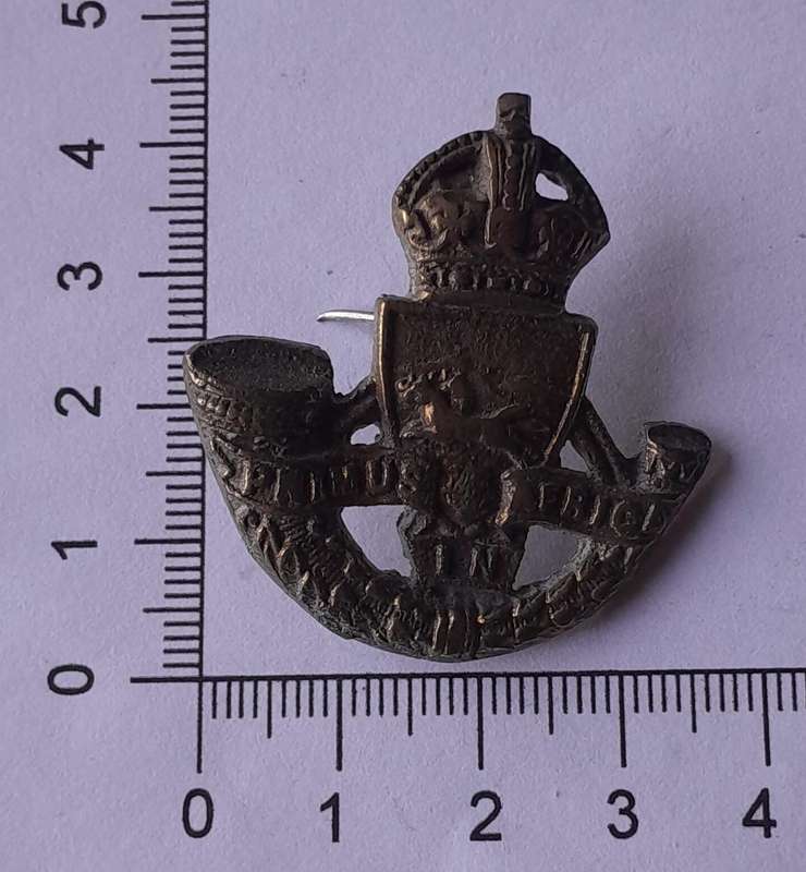 Early SA Army Durban Light Infantry Badge.  Replaced Pin.