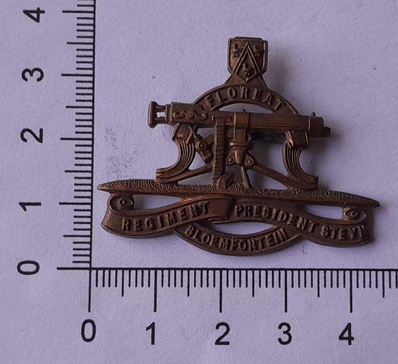 Early Regiment President Steyn Badge.  1 Compressed Lug Intact.