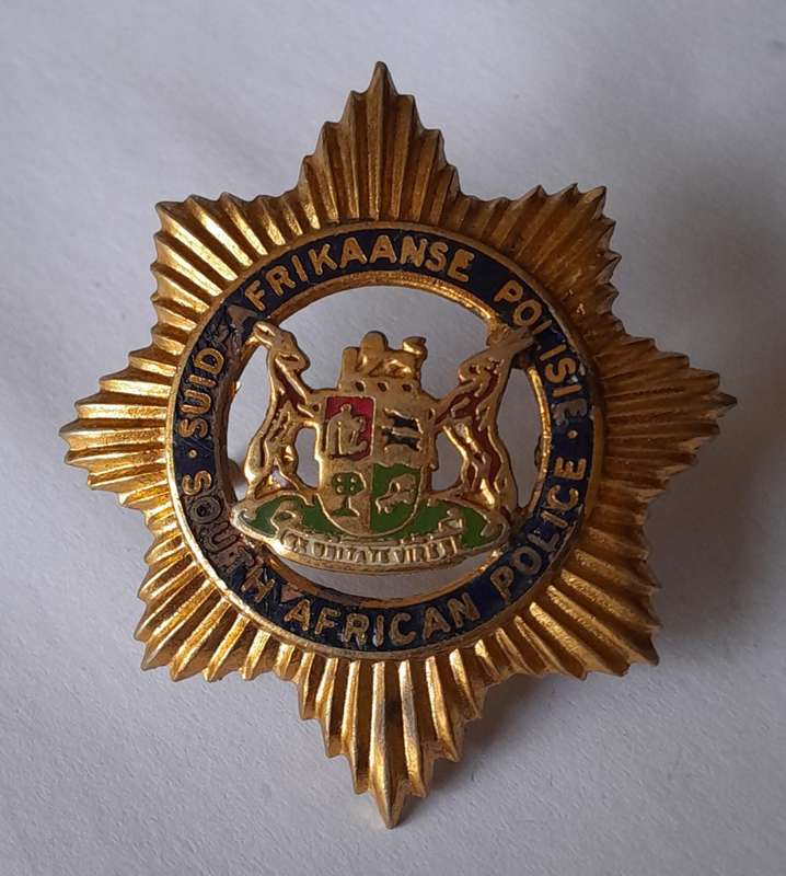 Vintage SAP Officers Gilt and Enamel Cap Badge.  Lugs Intact.
