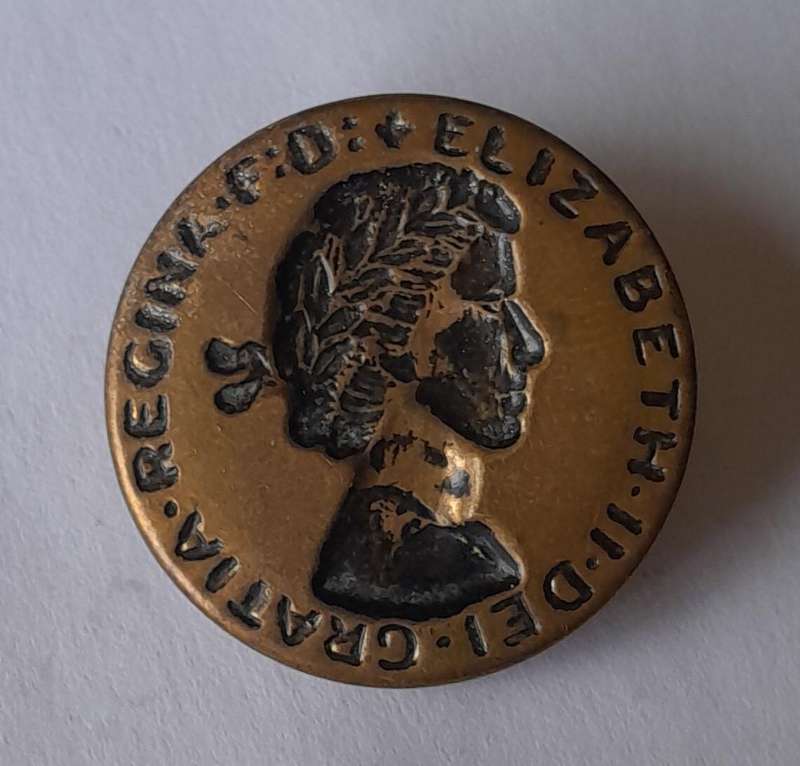 Vintage Elizabeth II DEI GRATIA REGINA FB Embossed Button