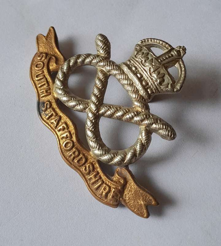 Early South Staffordshire Cap Badge.  No Slider.