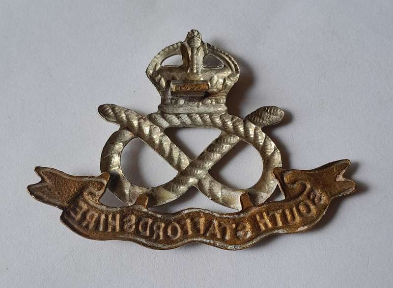 Early South Staffordshire Cap Badge.  No Slider.