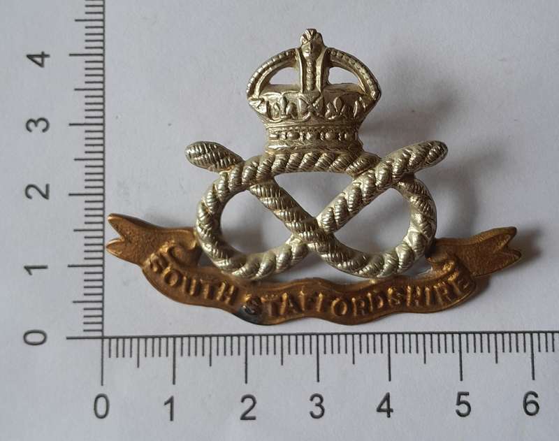Early South Staffordshire Cap Badge.  No Slider.