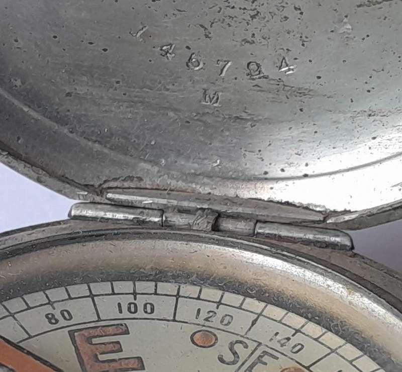 WW1 1918 Officer's Aviation Pocket Compass. Clement Clarke Ltd, London. Working.