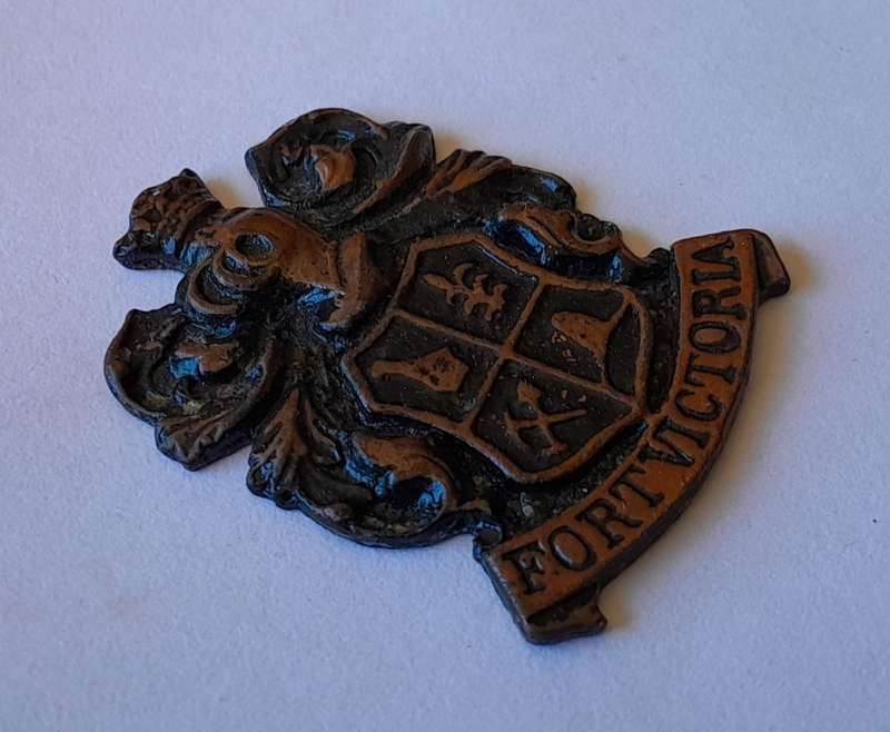 Rare Vintage Rhodesian "Fort Victoria" Metal Badge.