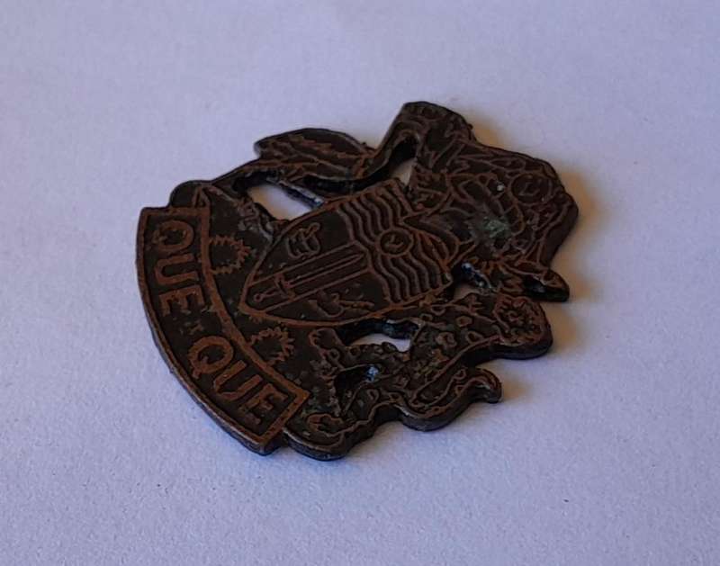 Rare Vintage Rhodesian "Que Que" Metal Badge.