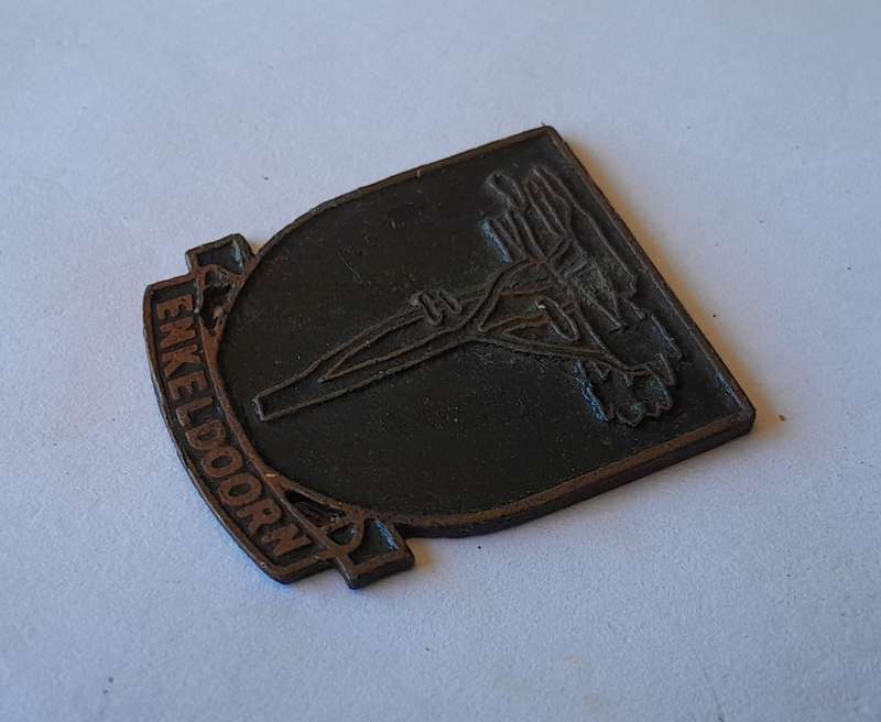 Rare Vintage Rhodesian "Enkeldoorn" Metal Badge.