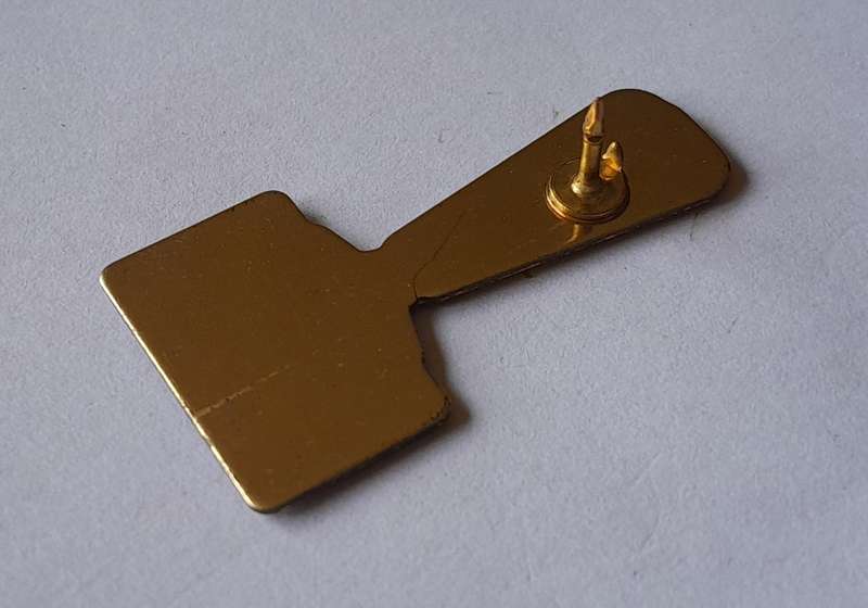 Vintage Warsteiner Village 96 Beer Enamel Beer Badge.