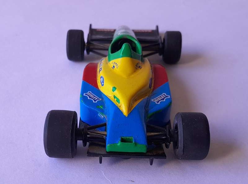 Vintage Onyx Die-Cast Benneton Ford F1.  Scale 1/43.  10cm.  Missing Back Fin.