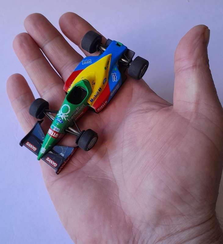 Vintage Onyx Die-Cast Benneton Ford F1.  Scale 1/43.  10cm.  Missing Back Fin.