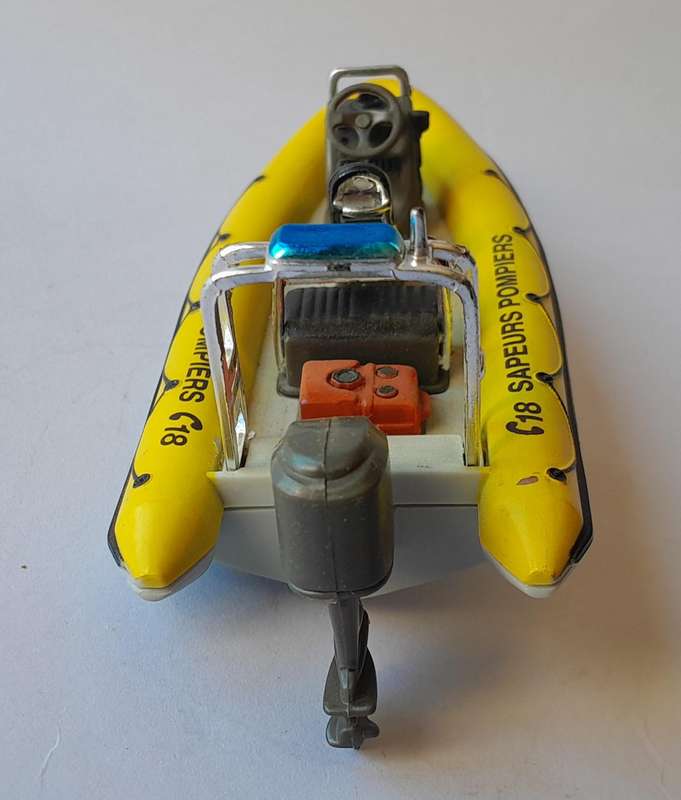 Vintage Bburago Fire Rescue RIB. Swiveling Motor.  13cm