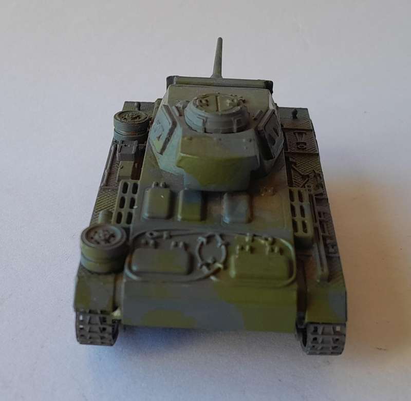 Vintage WW2 Panzer III.  Hand-Painted (Plastic).  8.5cm.  Swiveling Turret.