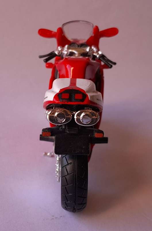 Vintage Bburago Die-Cast Ducati 998R. Scale 1/18.  11.5cm
