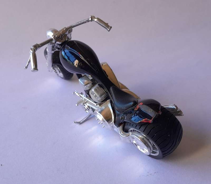 Vintage Maisto Die-Cast Custom Chopper.  13cm