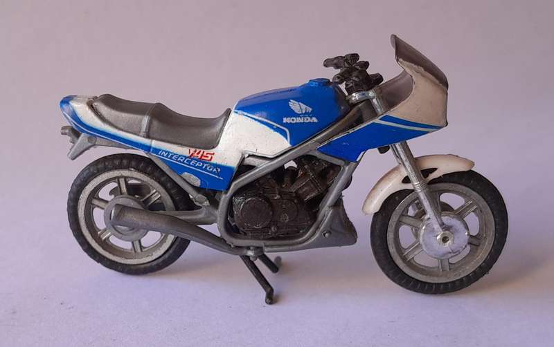 Rare Vintage Die-Cast Honda V45 Interceptor.  8cm.  Possibly Riki Toys.