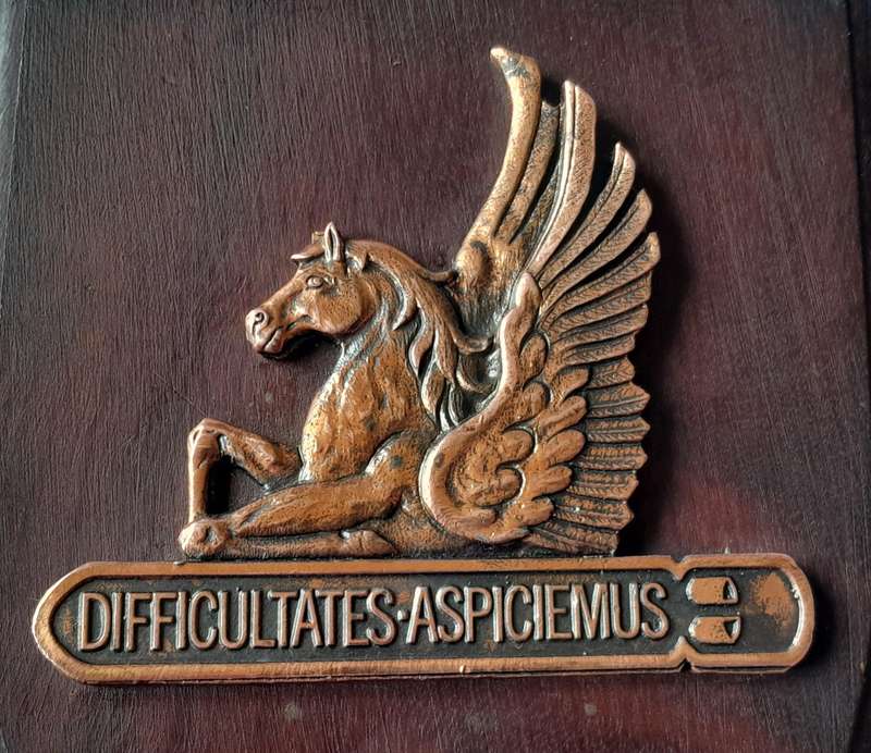 SA Air Force 5 Squadron WW2 Commemorative Plaque.  "L Pizer, 1944"