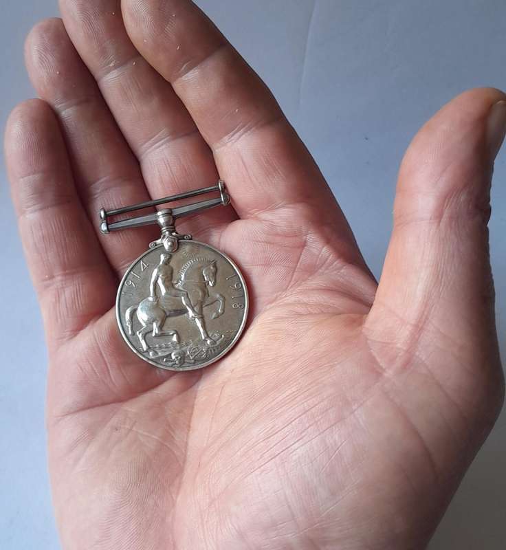 WW1 1914-1918 War Medal (Silver) to Cpl. P.L Van Heeden 6th S.A.I. (South African Infantry).